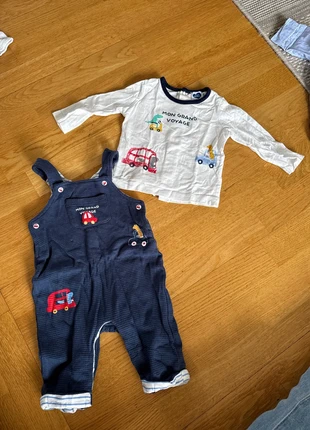 Salopette et t-shirt manche long, marque: Mots d'enfants, état: Très bon état, taille: 3-6 mois / 62 cm, 1,00 €, 1,75 € Protection acheteurs incluse