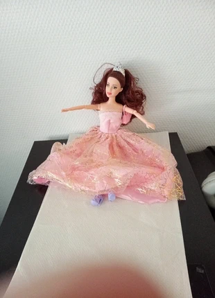 Poupée mannequin et ses accessoires, condizioni: Nuovo senza cartellino, taglia: Taglia unica, €3.90, €4.80 include la Protezione acquisti Pro