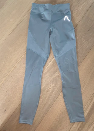 Sports leggings, brand: Blacc, condizioni: Ottime, taglia: S / IT 40 / EU 36, €15.00, €16.45 include la Protezione acquisti