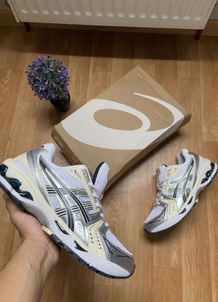 Asics Gel-Kayano 14, marque: Asics, état: Neuf avec étiquette, taille: 42, 65,00 €, 68,95 € Protection acheteurs incluse