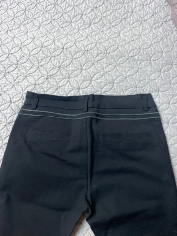 Pantalon noir - photo numéro 9