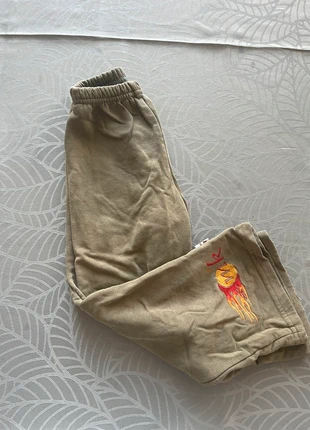 Bas de Pyjamas Vert Kaki Taille 6 ans, merk: De, staat: Heel goed, maat: 6 jaar / 116 cm, € 1,00, € 1,75 inclusief Kopersbescherming
