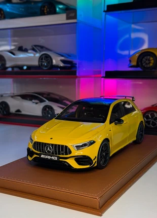 Mercedes AMG a45s NZG 1/18, merk: NZG, staat: Heel goed, maat: S, € 159,00, € 167,65 inclusief Kopersbescherming