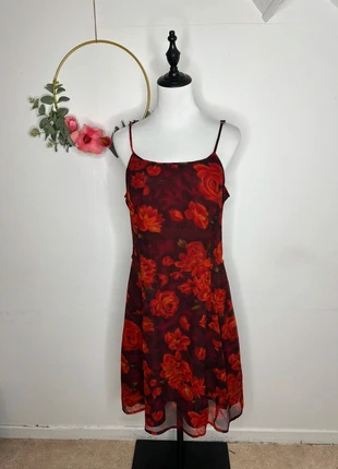 Robe Mini Ségolène Taille 40 M/L Rouge Bordeaux Floral Nineties Vintage Slip Dress, marque: Ségolène, état: Très bon état, taille: L / 40 / 12, 3,50 €, 4,38 € Protection acheteurs incluse