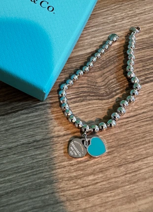 due bracciali rosa e verde, marque: Tiffany & Co., état: Très bon état, 38,00 €, 40,60 € Protection acheteurs incluse