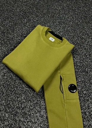 Pull Diagonal Raised Fleece Crew Neck Lens Sweatshirt C.P Company, brand: C.P. Company, condition: Very good, size: S, €115.00, €121.45 includes Buyer Protection Pro