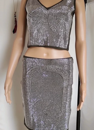 Ensemble jupe et top court bicolore a strass. Taille M/L, brand: Georgia, condition: New with tags, size: M / 38 / 10, €5.00, €5.95 includes Buyer Protection Pro