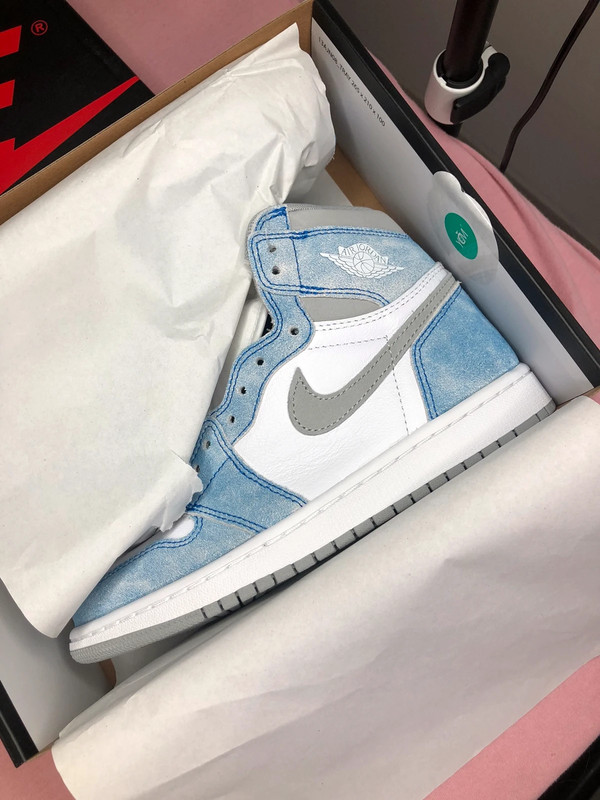 Jordan 1 high hyper royal online