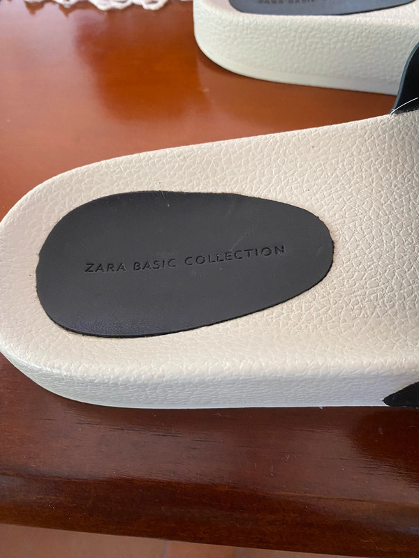 Mules noires et blanches ZARA Vinted