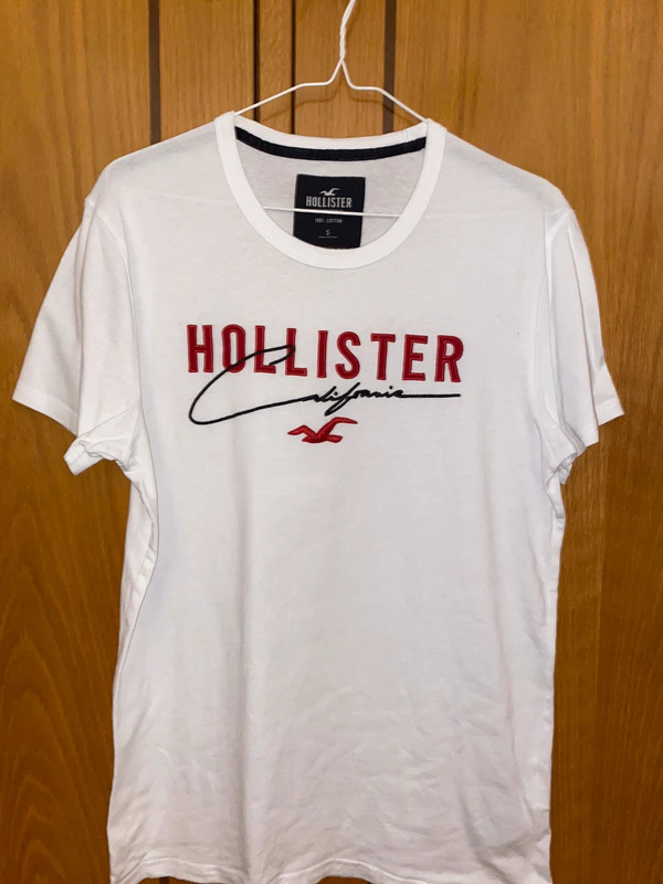 T shirt Hollister com estampado