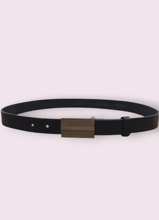 Ceinture Dior - Cuir véritable - Made in France - Très bon état - Boucle argentée - Taille 75, marca: Dior, estado: Muy bueno, tamaño: 90 cm, 110,00 €, 116,20 € Protección al comprador incluida