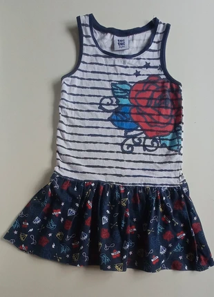 Robe fantaisie rayée et fleurie pour fille 4 ans, brand: Tuc Tuc, condizioni: Ottime, taglia: 4 anni / 104 cm, €3.00, €3.85 include la Protezione acquisti