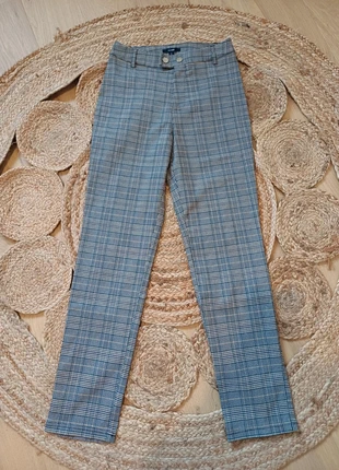 Pantalon taille haute à carreaux - Kiabi - T.XS (34), marke: Kiabi, zustand: Sehr gut, größe: XS / 34 / 6, 6,00 €, 7,00 € beinhaltet Vinted-Käuferschutz Pro