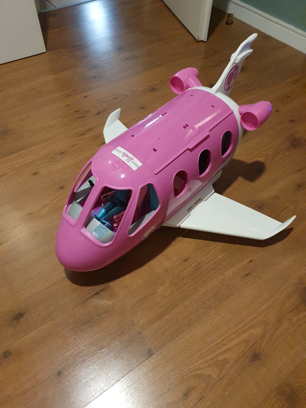 avion barbie