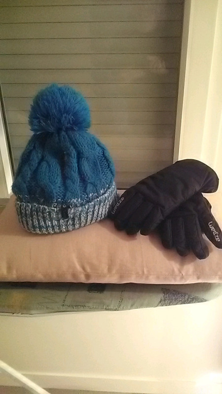 Lot bonnet gants 2