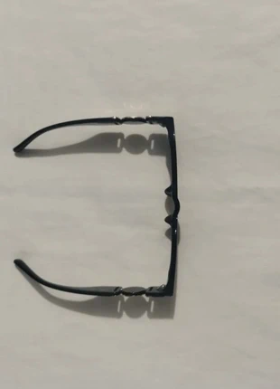 Lunettes Versace fond bleu, marke: Versace, zustand: Neu, 25,00 €, 26,95 € inklusive Vinted-Käuferschutz