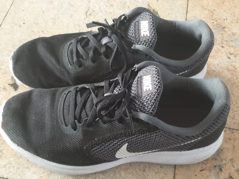 Schoenen van discount nike