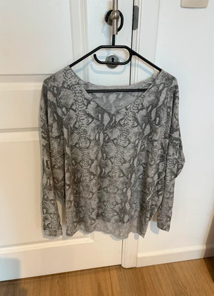 Pull femme, marque: Unique, état: Bon état, taille: Taille unique, 3,00 €, 3,85 € Protection acheteurs incluse