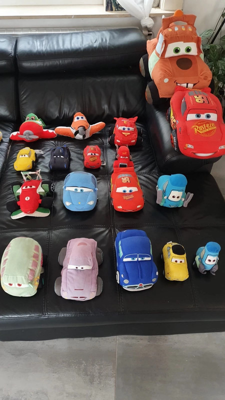 collection jouets cars, cars2 et planes 