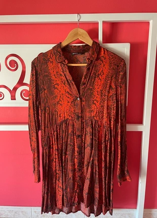 🌸Vestido camisero estampado, marque: Stradivarius, état: Très bon état, taille: S / 36 / 8, 6,00 €, 7,00 € Protection acheteurs incluse