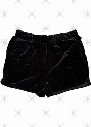 short en velours noir, taille 5XL, marke: COQUETTE, zustand: Sehr gut, größe: 4XL / 48 / 20, 9,00 €, 10,15 € inklusive Vinted-Käuferschutz