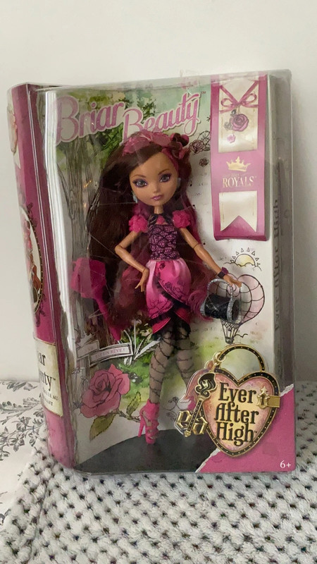 Ever After High doll Briar Beauty -  Portugal