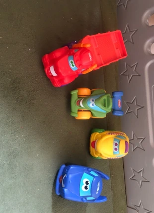 Lot voiture playskool, merk: Playskool, staat: Heel goed, maat: 9-12 maanden / 74 cm, € 3,00, € 3,85 inclusief Kopersbescherming