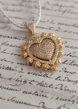 Collier "Coeur sacrée" zirconium, marca: ZAG, estado: Novo sem etiquetas, €38.00, €40.60 inclui Proteção do Comprador Pro