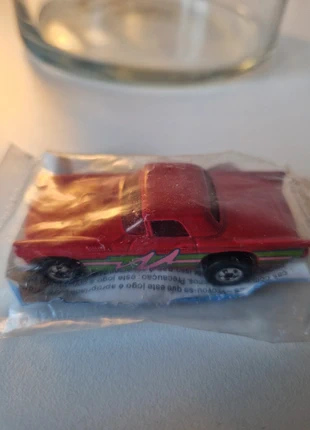 Hotwheels T Bird Blackwall, merk: Hot Wheels, staat: Nieuw zonder prijskaartje, maat: 3-6 maanden / 62 cm, € 4,00, € 4,90 inclusief Kopersbescherming