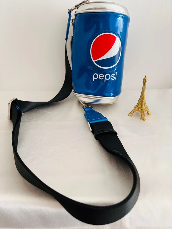 🥤Sac Pepsi vintage en forme de canette – collector et difficile à trouver
