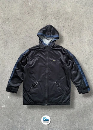 Nike Vintage Winterjacke - Retro - Y2K - 90s - Pashastyle - M - Schwarz, brand: Nike, condizioni: Ottime, taglia: M, €51.50, €54.78 include la Protezione acquisti