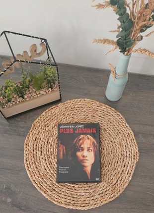 DVD Plus jamais avec Jennifer Lopez, zustand: Sehr gut, 5,00 €, 5,95 € inklusive Vinted-Käuferschutz