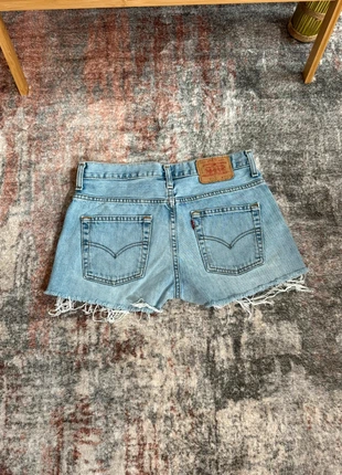 Short Jean Levi's Strauss & Co 507 bleu clair Taille W31 x L32, merk: Levi Strauss & Co., staat: Heel goed, maat: Overige, € 14,90, € 16,35 inclusief Kopersbescherming Pro