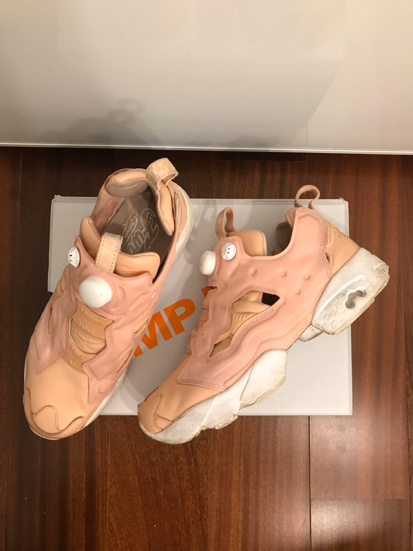 Reebok insta pump fury rose on sale