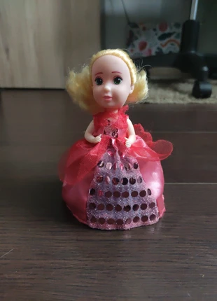 Poupée cupcake, brand: sans marque, condition: Very good, size: 24-36 months / 92 cm, €2.00, €2.80 includes Buyer Protection