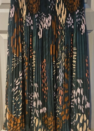 Pleated skirt size 12, brand: Fat Face, condition: New without tags, size: M / UK 12-14, £8.00, £9.10 includes Buyer Protection