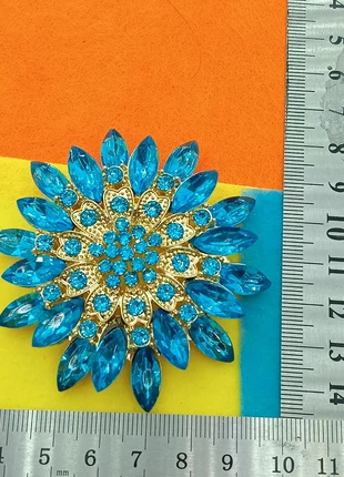 Broche, brand: Montre.fr, condition: Very good, €5.00, €5.95 includes Buyer Protection Pro