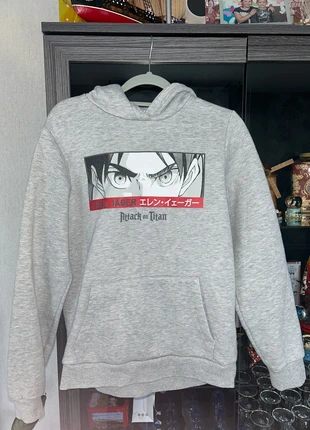 Sweat à capuche attaque des titans, brand: Kiabi, condition: Good, size: XS, €4.00, €4.90 includes Buyer Protection