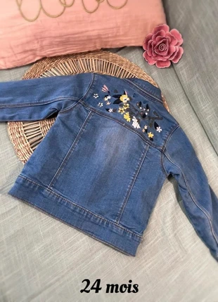 Veste en jean 24 mois broderie, marca: Vertbaudet, estado: Muy bueno, tamaño: 18-24 meses / 86 cm, 8,00 €, 9,10 € Protección al comprador Pro incluida