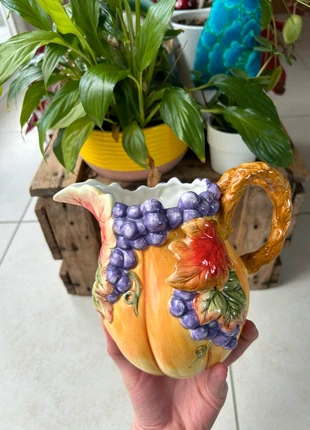 Pichet cruche barbotine fruit vintage feuille raisin couleur à eau rétro faïence., marke: Vintage Bazaar, zustand: Sehr gut, 29,00 €, 31,15 € inklusive Vinted-Käuferschutz