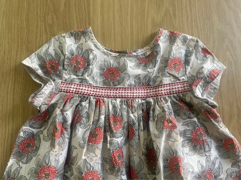 Robe a fleurs Monoprix taille 8 ans 2