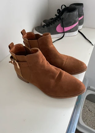 Bottillons camel , marque: Camaïeu, état: Très bon état, taille: 37, 5,00 €, 5,95 € Protection acheteurs incluse