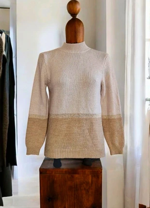 Pull beige / ecru et liserai brillant Taille 38 Pimkie, marque: Pimkie, état: Très bon état, taille: M / 38 / 10, 9,99 €, 11,19 € Protection acheteurs incluse