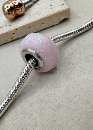 Pink Opalescent Charm, brand: Charm, condition: Very good, £6.00, £7.00 includes Buyer Protection Pro