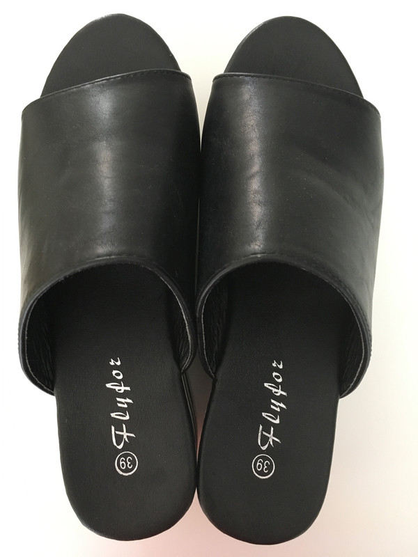 Sandales noires 1