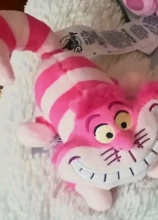 Peluche épaule magnétique disneyland paris chat Alice au pays des merveilles, marque: Disneyland Paris, état: Neuf avec étiquette, taille: Prématuré, jusqu'à 44cm, 12,00 €, 13,30 € Protection acheteurs incluse