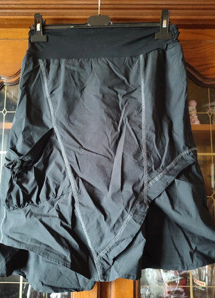 Jupe noire, neuve, Kiabi, taille 40, marke: Kiabi, zustand: Neu, größe: L / 40 / 12, 2,50 €, 3,33 € inklusive Vinted-Käuferschutz