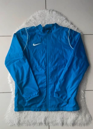 Imperméable, coupe vent Nike bleu L parfait état, merk: Nike, staat: Nieuw zonder prijskaartje, maat: XS, € 15,00, € 16,45 inclusief Kopersbescherming