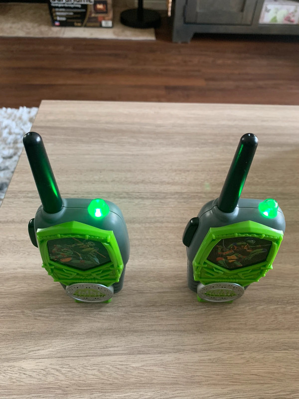 Nwot Teenage Mutant Ninja Turtles Mutant Mayhem Walkie-Talkies 3