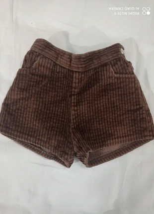 Pantalones cortos , condizioni: Ottime, taglia: 12-18 mesi / 80 cm, €2.00, €2.80 include la Protezione acquisti